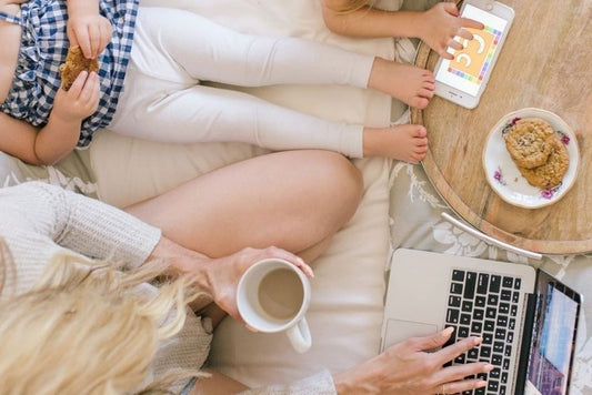 Idées de Cadeaux Bien-être et Self-Care pour les Mamans Occupées