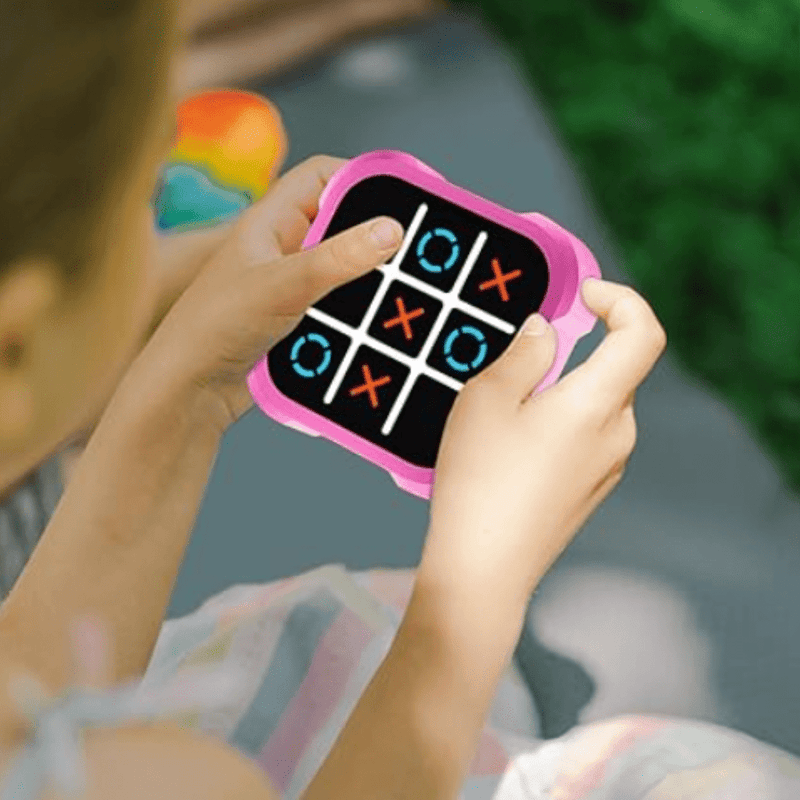 Console Jeu Électronique Portable Morpion Tic-Tac-Toe – 9 Niveaux, 1-4 Joueurs, Batterie AA, Cadeau Enfant 4+ Ans