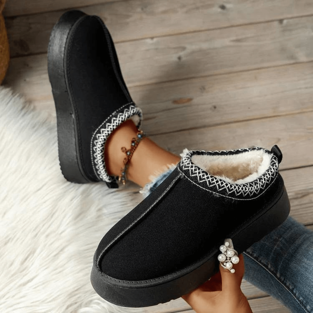 Elegant and Cozy Ultra-Comfortable Slippers