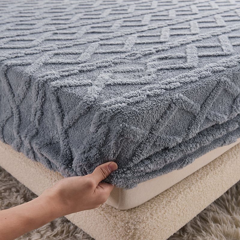 Soft and Protective Elastic Bedspread (+Free pair of pillowcases)