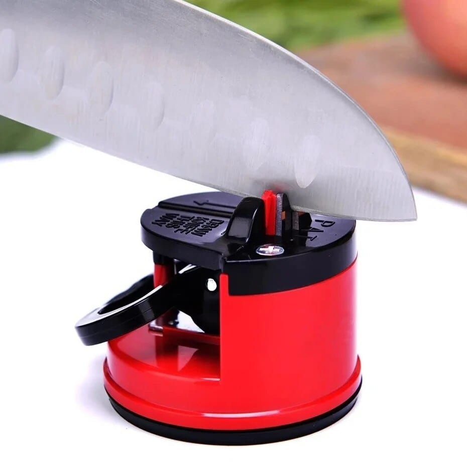 Professional knife sharpener: Robust and precise all-in-one sharpener
